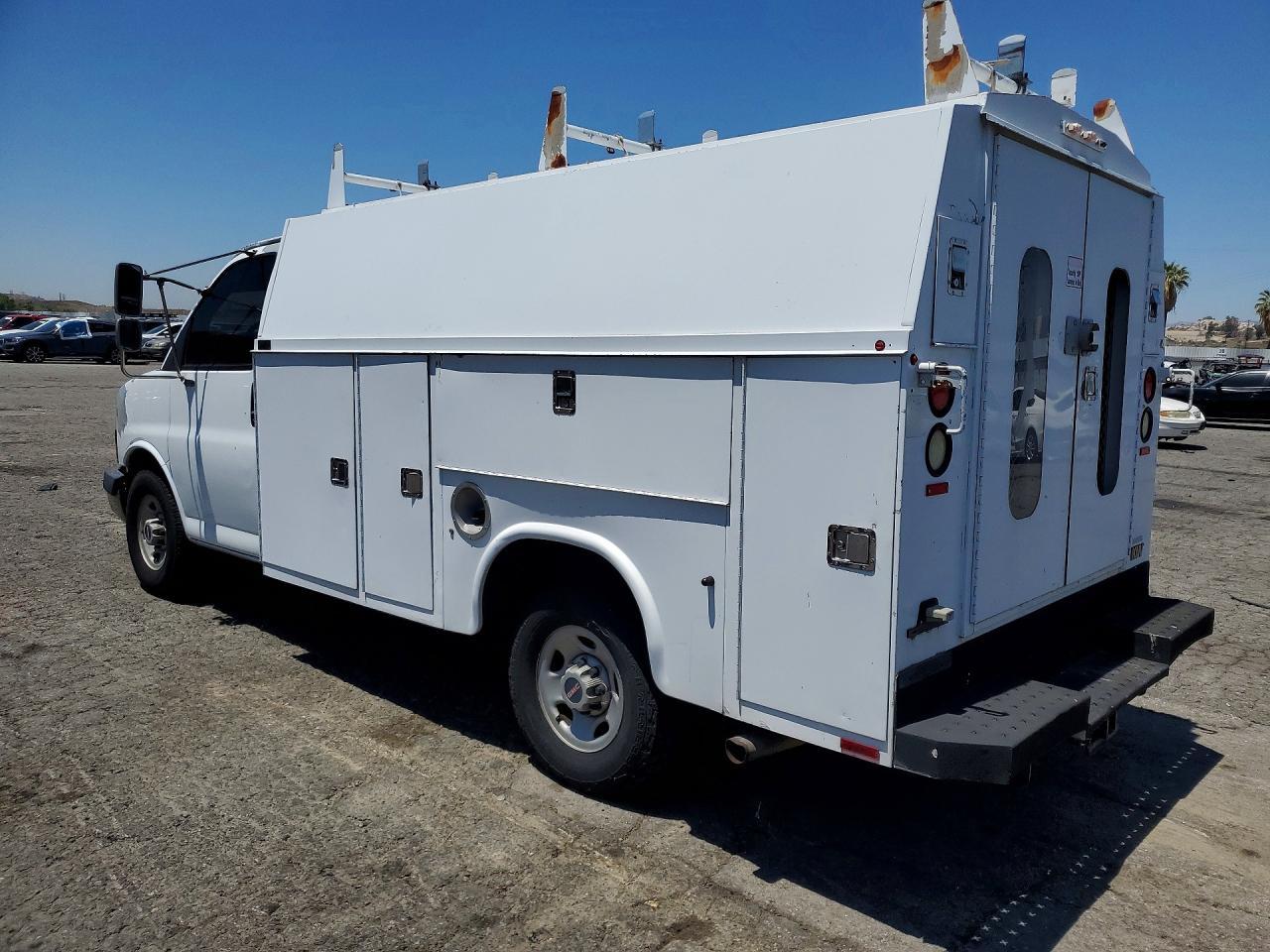 2006 GMC Savana Cutaway G3500