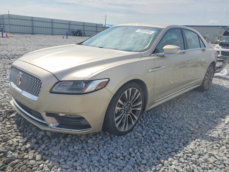 2017 Lincoln Continental Select