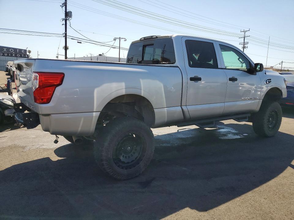2017 Nissan Titan XD S