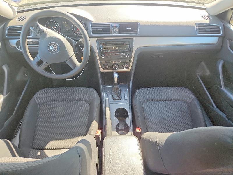 2013 Volkswagen Passat s