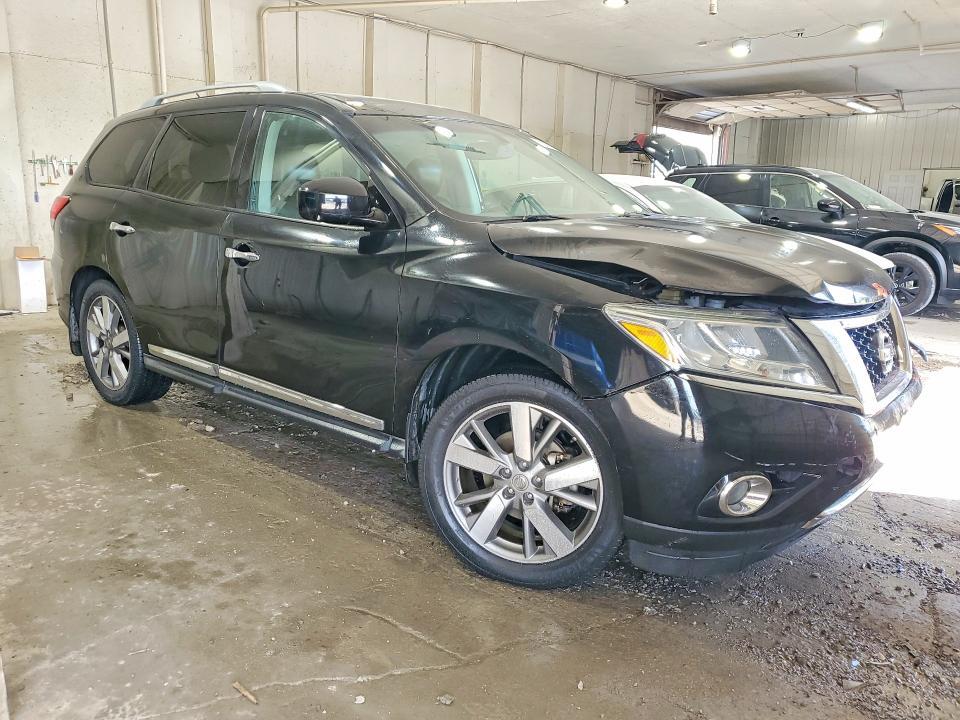 2015 Nissan Pathfinder Platinum