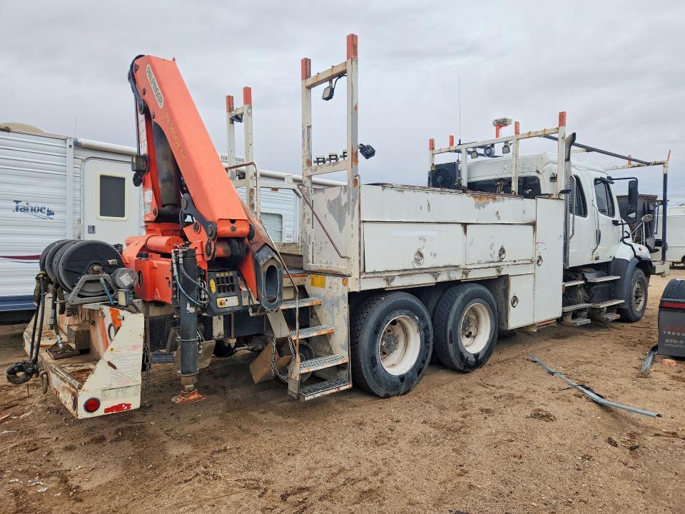 2013 Freigliner 2013 Freightliner 114SD Crane Truck