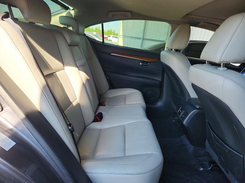2015 Lexus Es 300h
