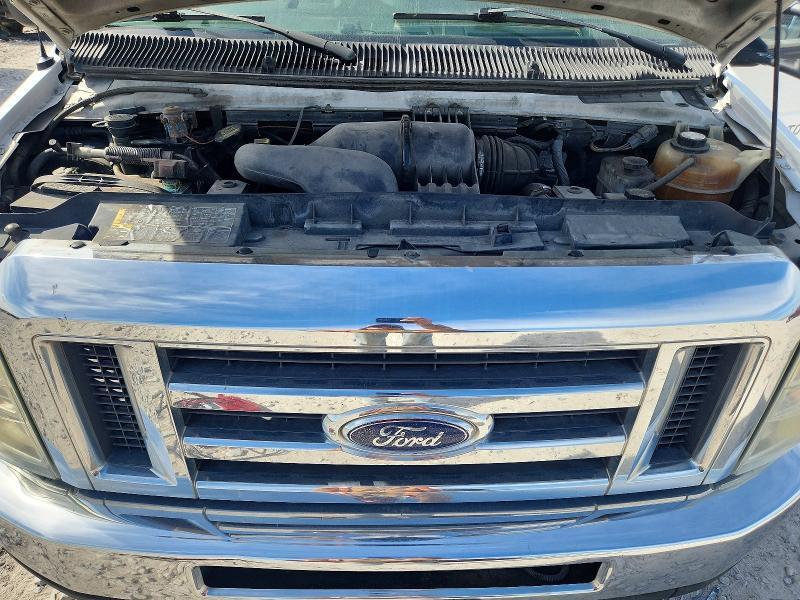 2009 Ford Econoline E350 Super Duty Wagon