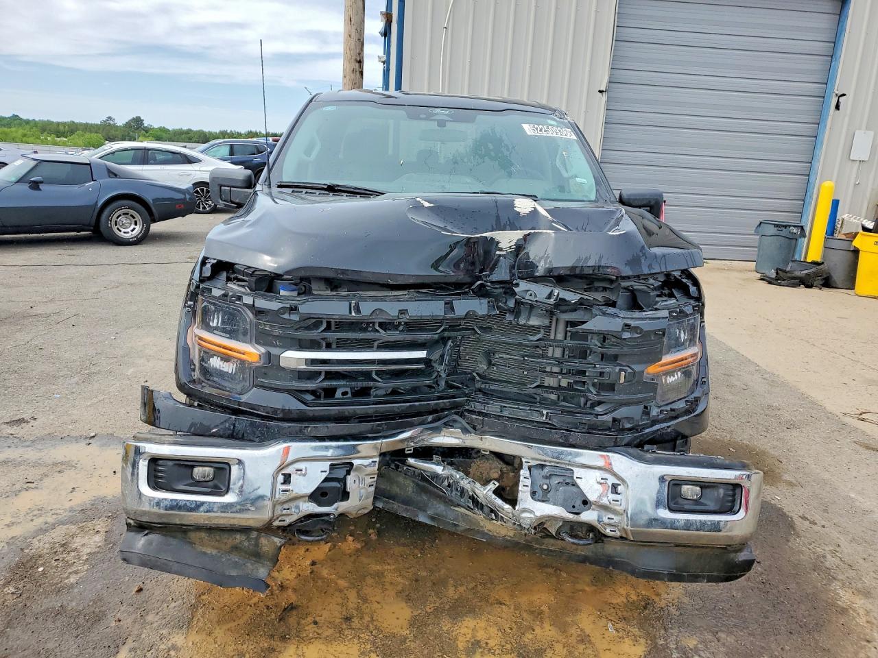 2025 Ford F150 XLT