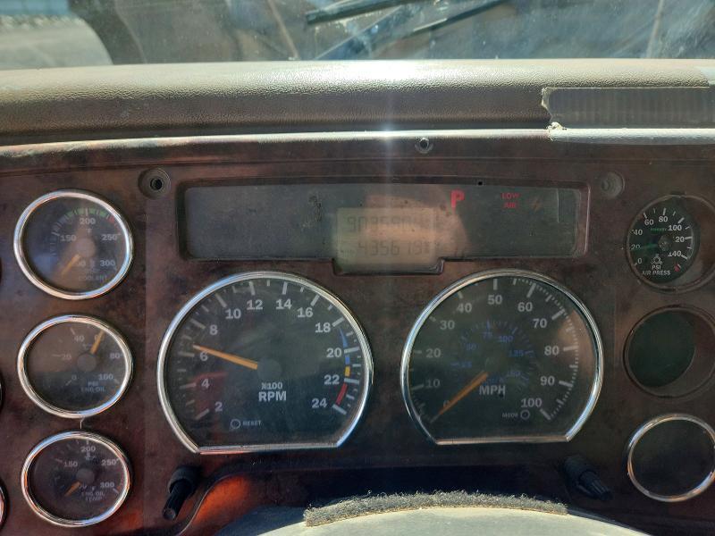 2006 Mack Cv700 Roll-off Container Truck