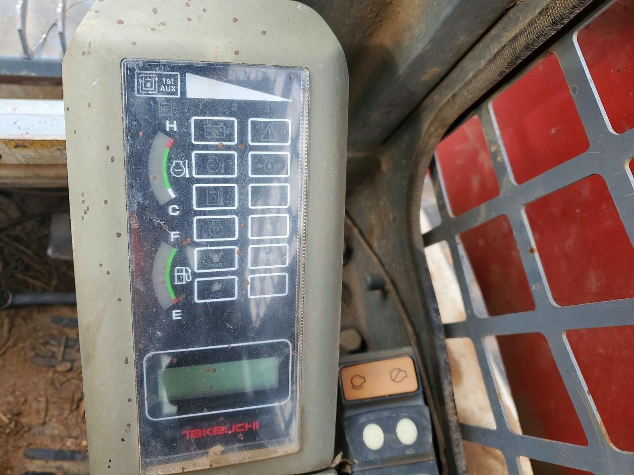 2014 Takeuchi TL10 Tracked Skid Steer Loader