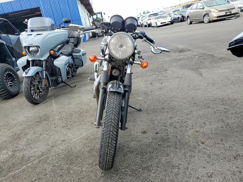 2011 Triumph Thruxton 900