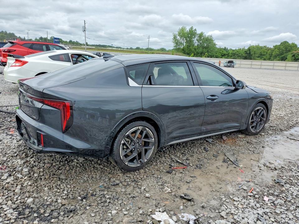 2025 KIA K4 gt Line