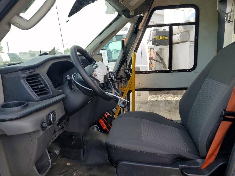 2021 Ford Transit Delivery Truck