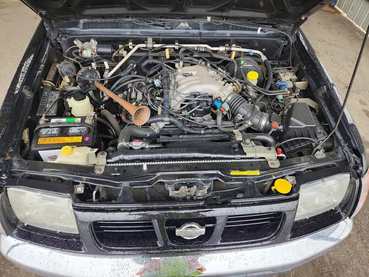 2000 Nissan Frontier XE