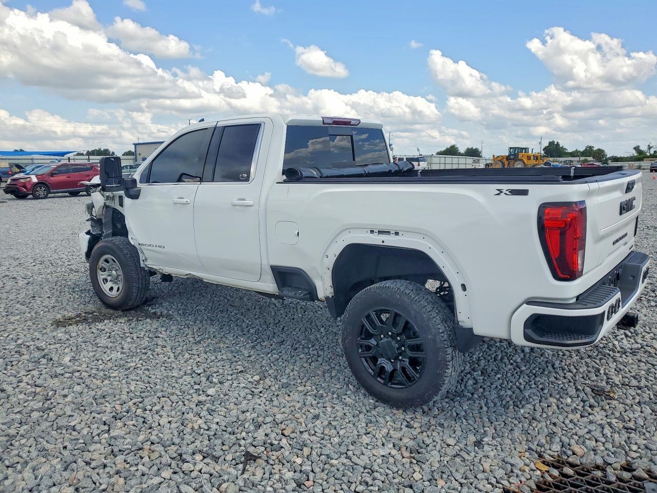 2022 GMC Sierra K2500 SLE