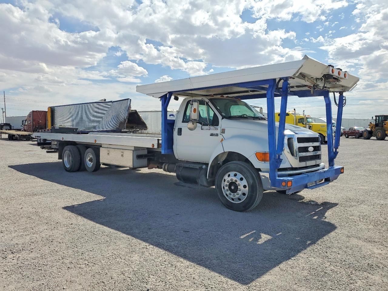 2009 Ford F750 Super Duty
