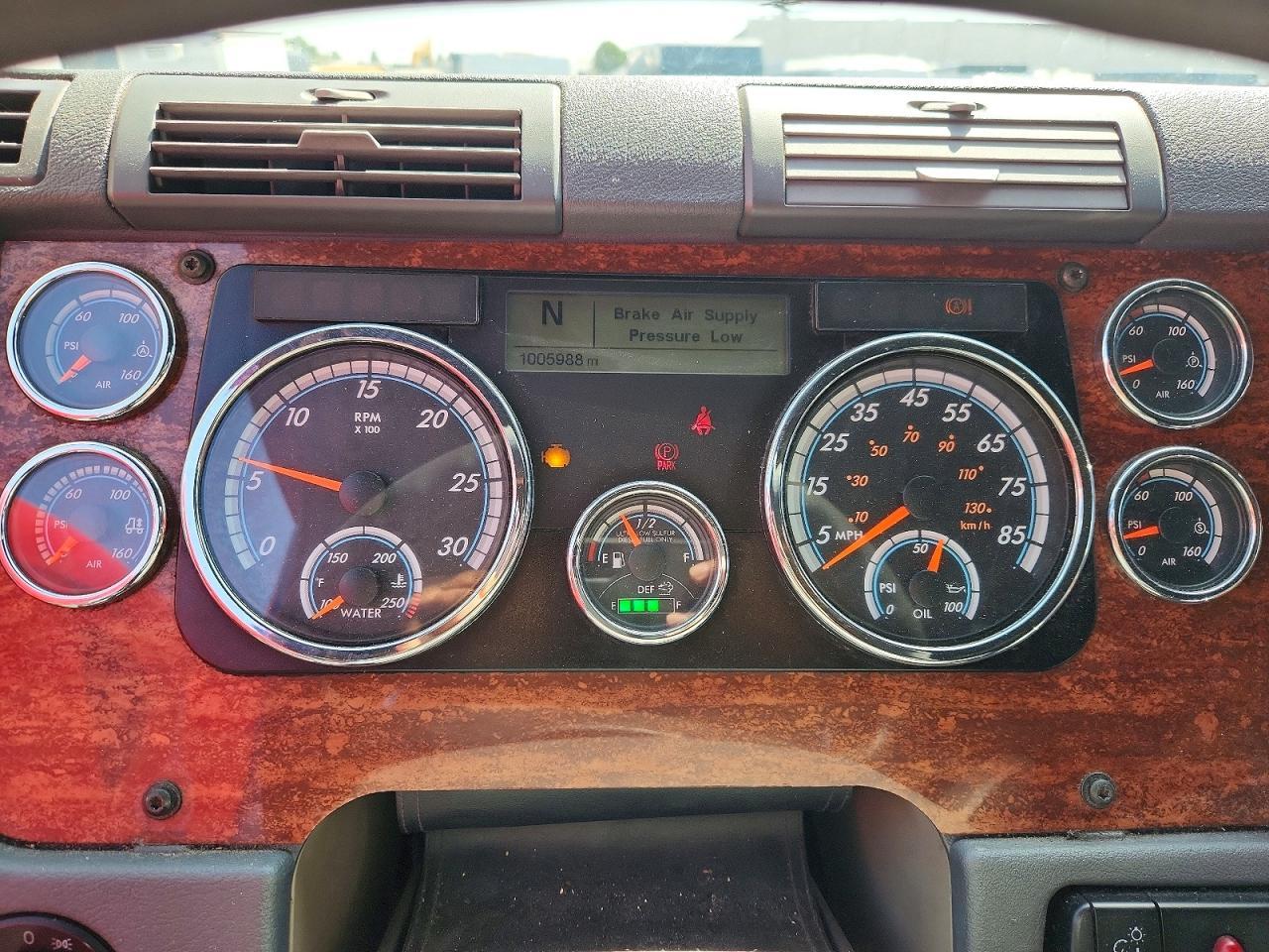 2017 Freightliner Cascadia 125