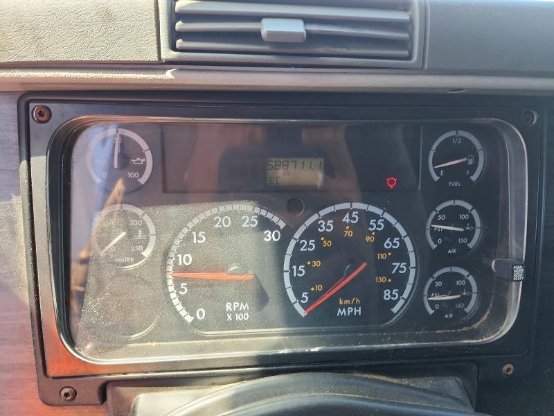 2006 Freightliner Columbia 120 Semi Truck