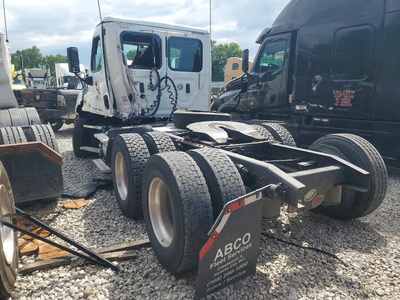 2018 Freightliner Cascadia 125 Semi Truck