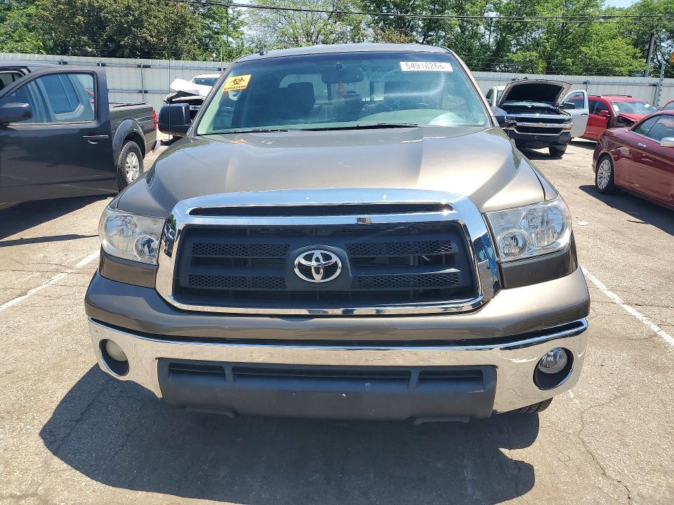 2010 Toyota Tundra Double cab SR5