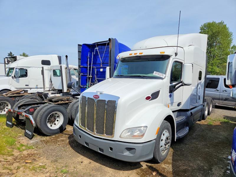 2018 Peterbilt 579 Semi Truck