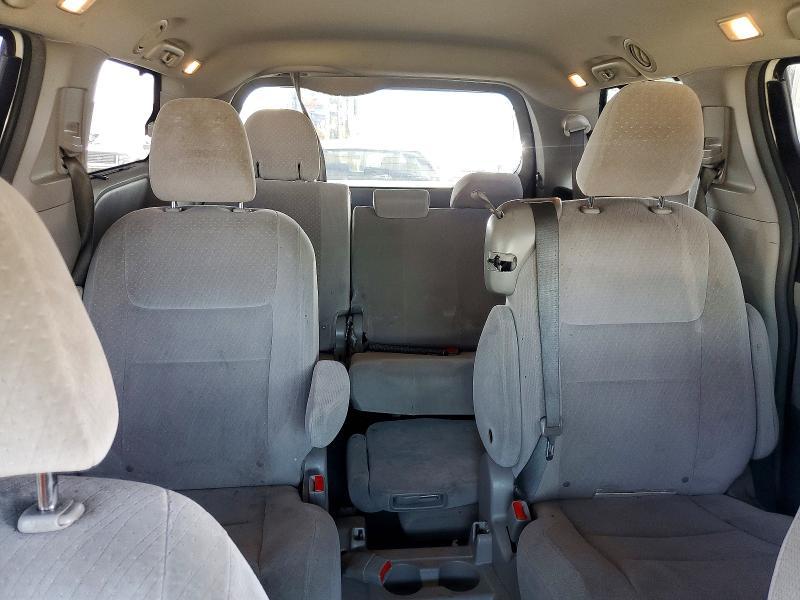 2015 Toyota Sienna le