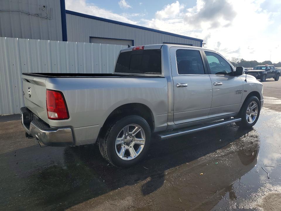 2018 Dodge RAM 1500 SLT