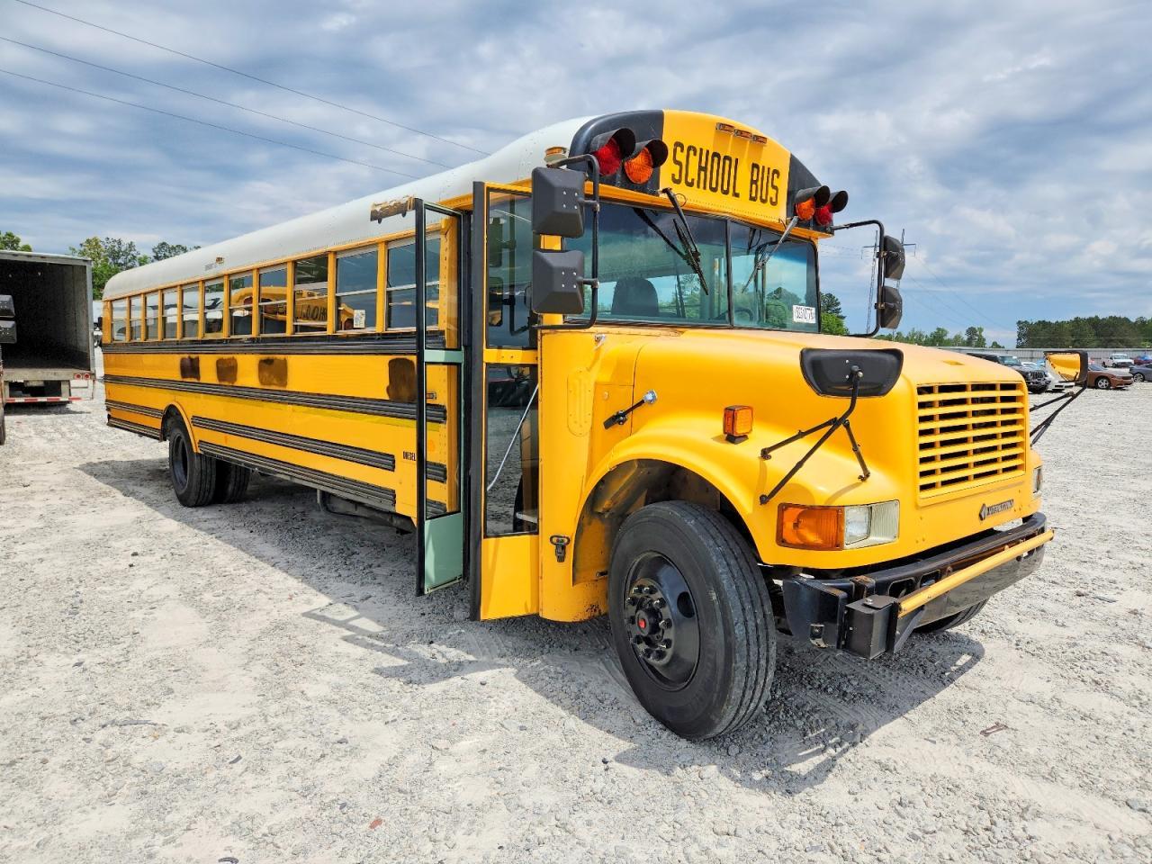 1991 International 3000 3700