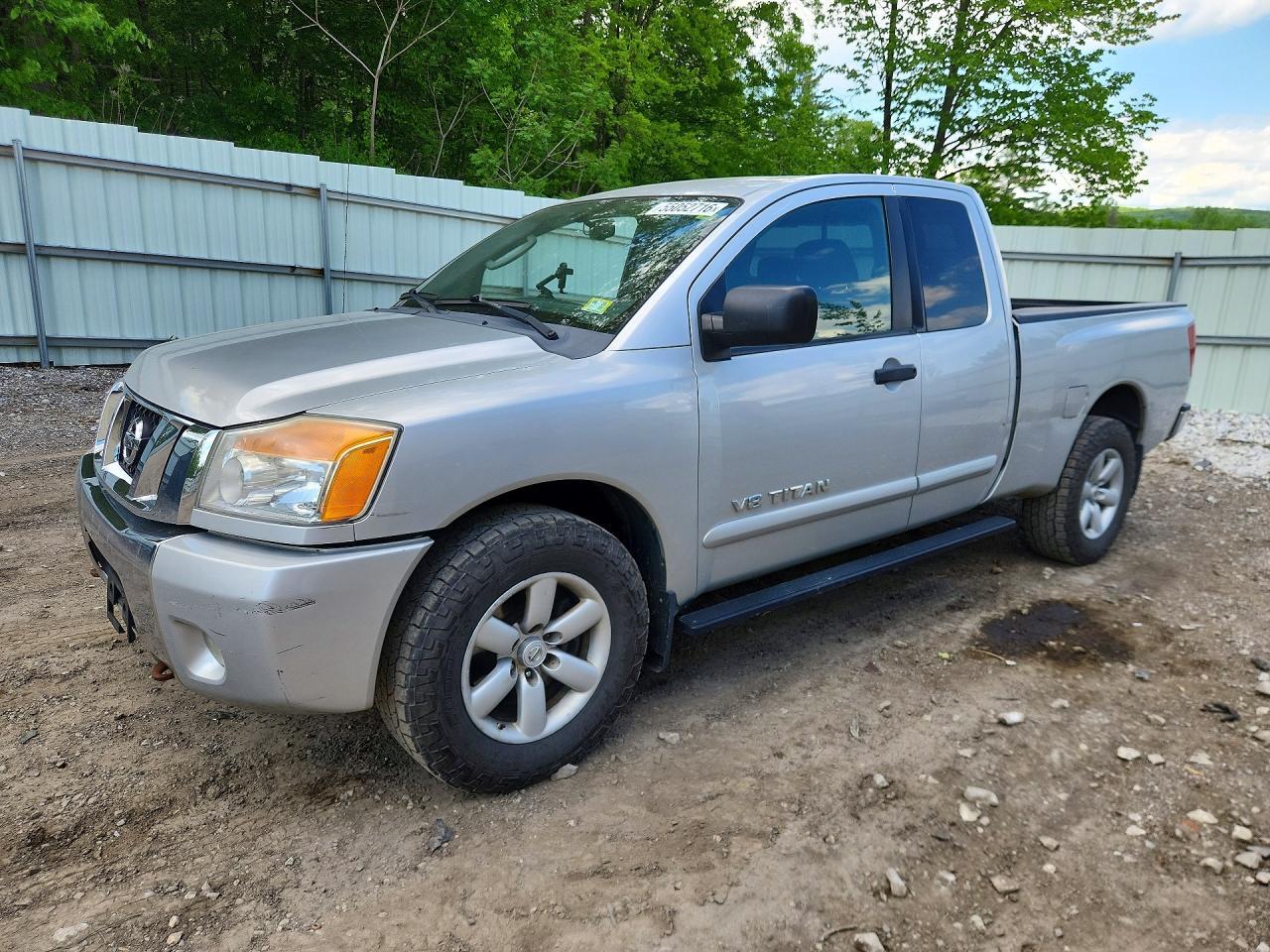 2010 Nissan Titan SE