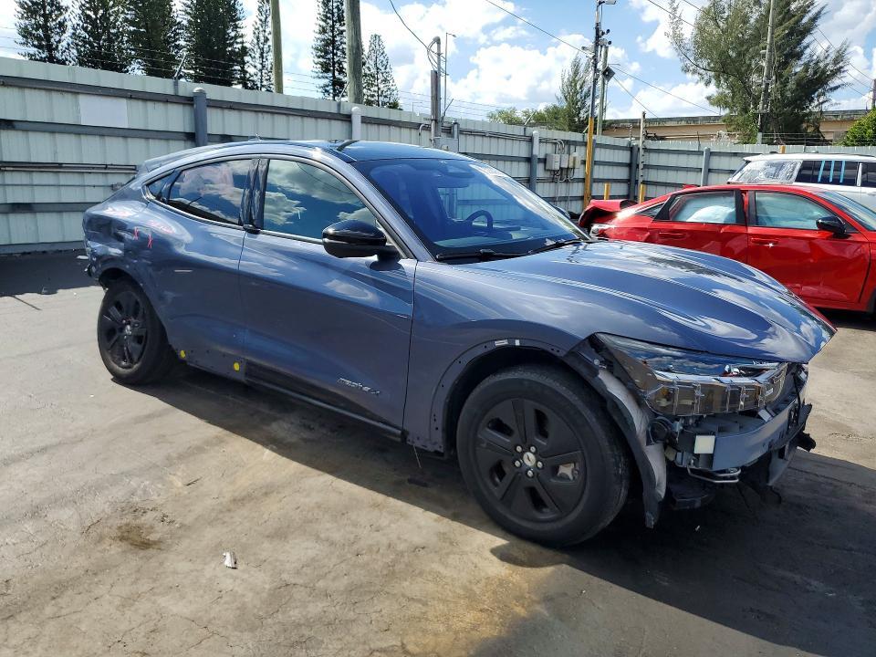 2021 Ford Mustang Mach-e California Route 1