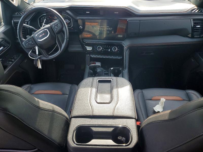 2022 GMC Sierra K1500 AT4