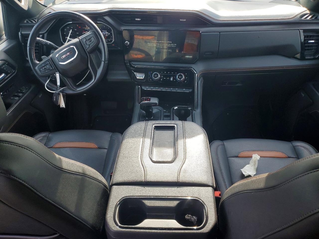 2022 GMC Sierra K1500 AT4