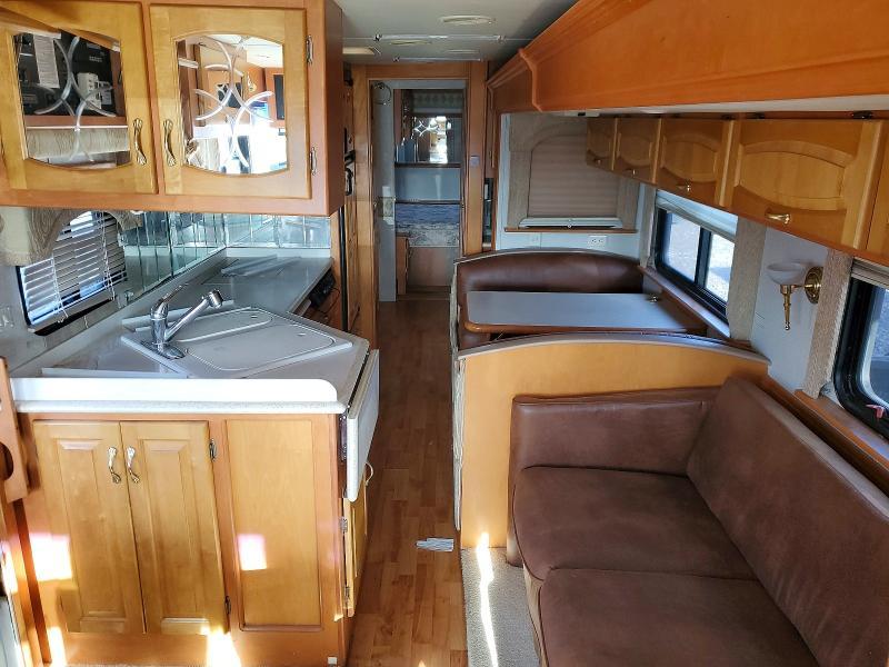 2002 Mountain Air RV