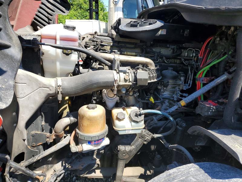 2015 Freigliner 2015 Freightliner Cascadia Semi Truck