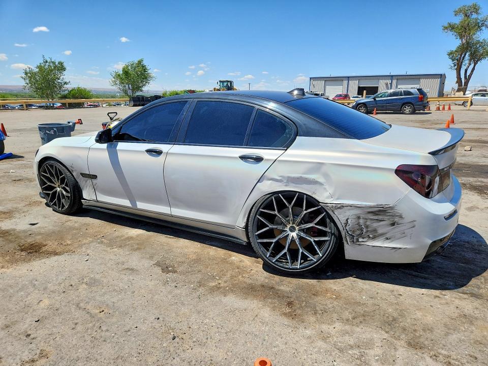 2013 BMW 740 i