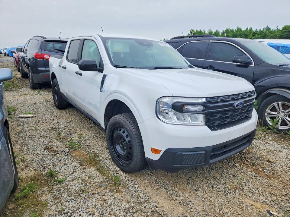 2024 Ford Maverick XL