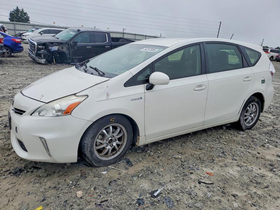2013 Toyota Prius v two