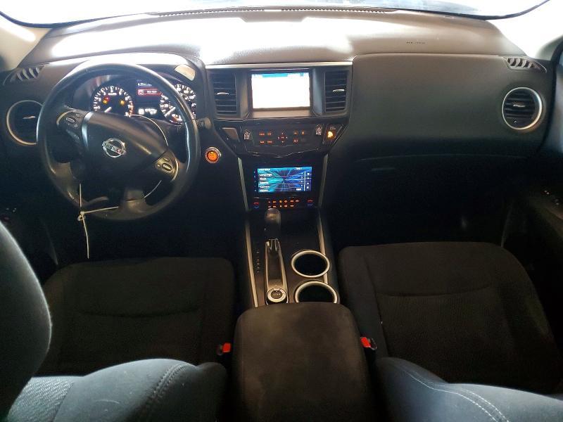 2014 Nissan Pathfinder sv