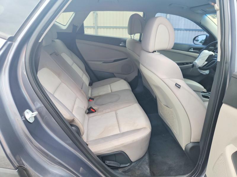 2016 Hyundai 4DR