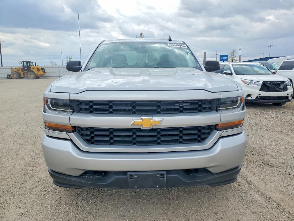 2018 Chevrolet Silverado K1500 Custom