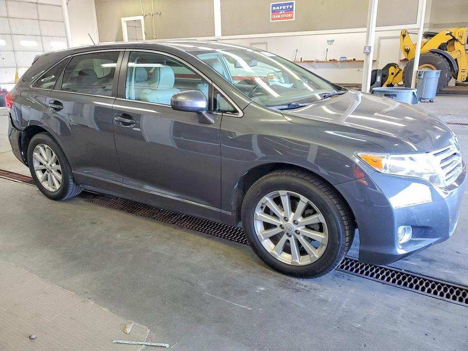 2009 Toyota Venza awd 4cyl