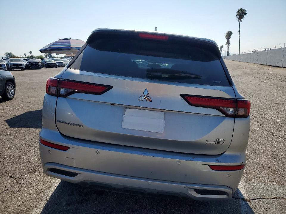 2024 Mitsubishi Outlander sel