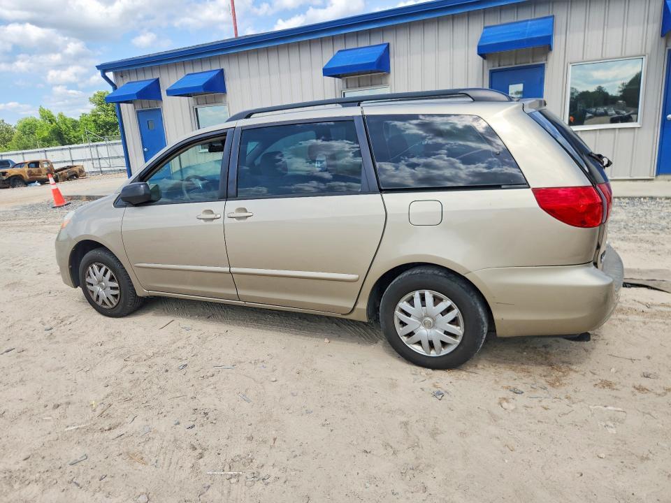 2007 Toyota Sienna ce 7-passenger
