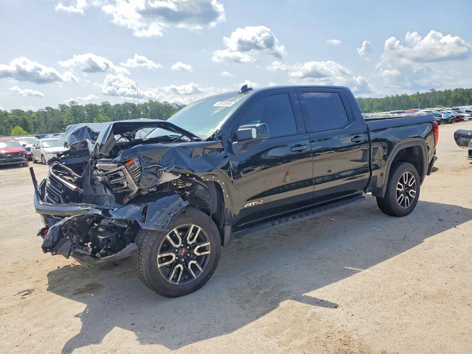2025 GMC Sierra K1500 AT4