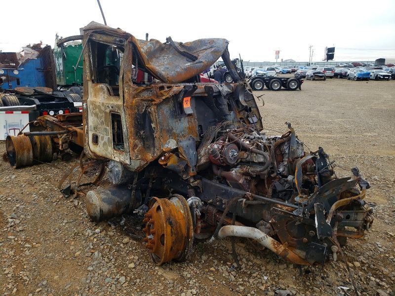 2004 Mack 600 CX600