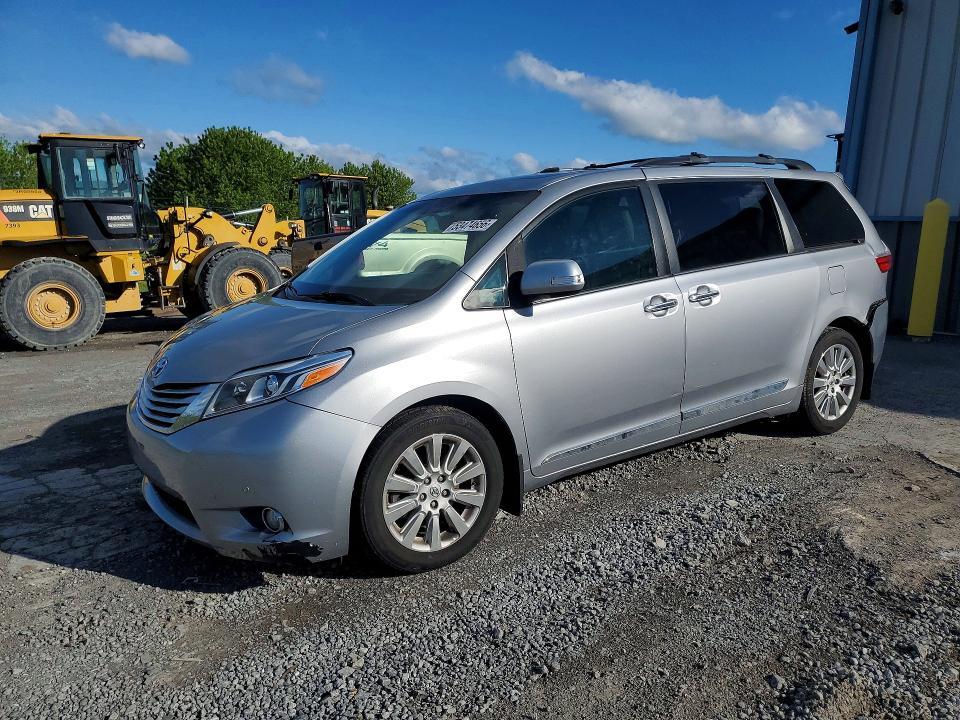 2015 Toyota Sienna Limited 7-passenger
