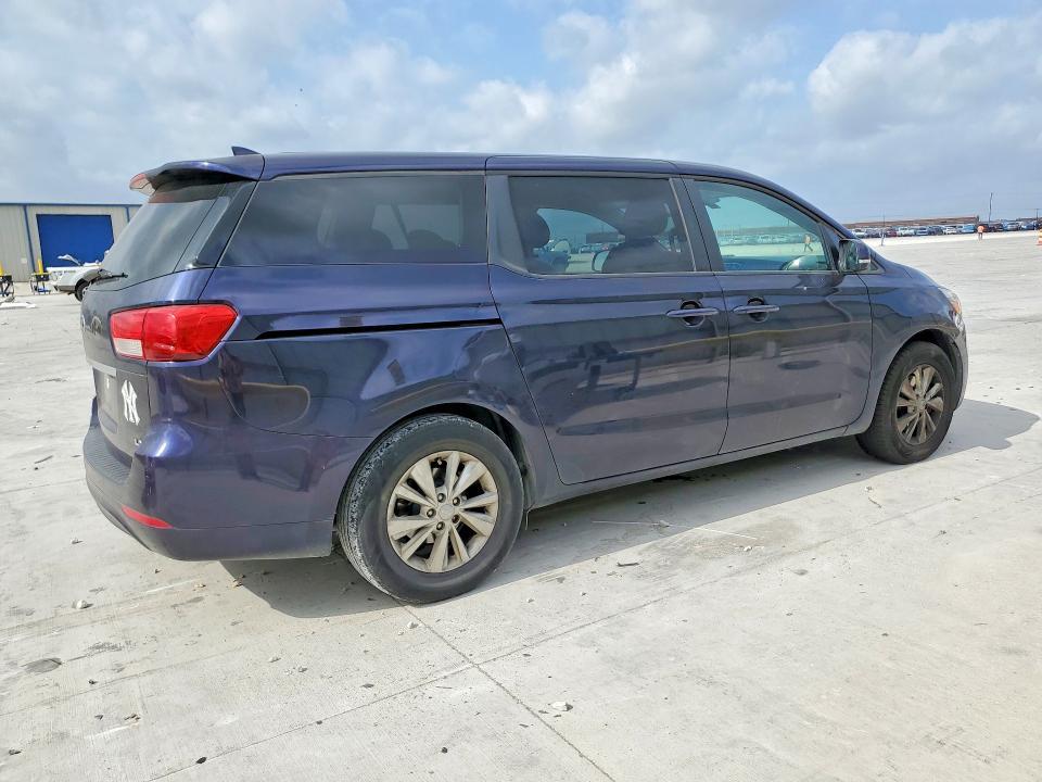 2018 KIA Sedona lx