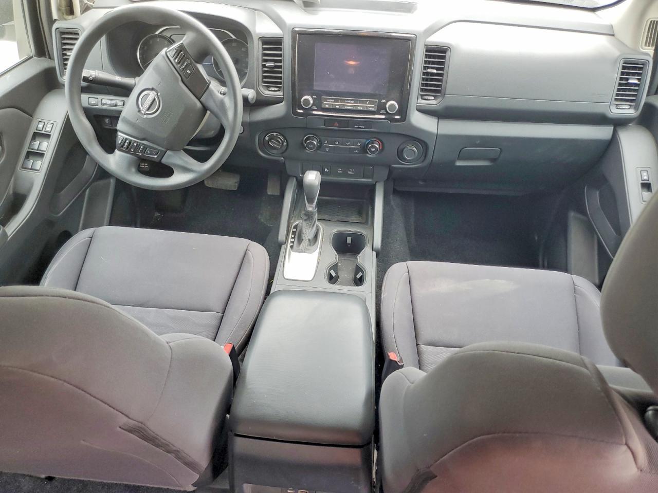 2022 Nissan Frontier S