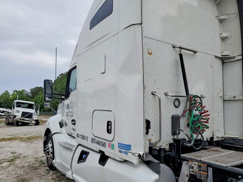 2022 Kenworth T680 Semi Truck
