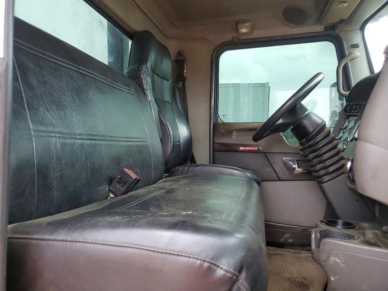 2022 Kenworth Construction T270