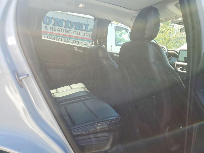 2025 Ford Escape Platinum