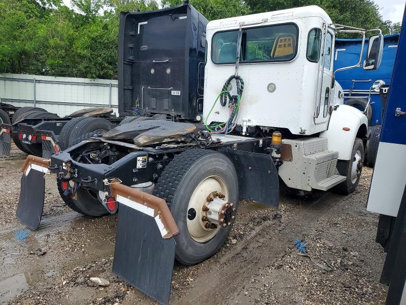 2017 Peterbilt 348 Semi Truck