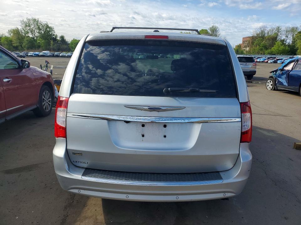 2011 Chrysler Town & Country Touring